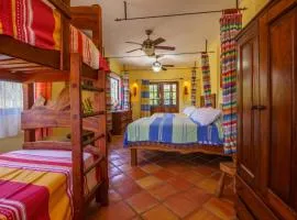 Hotel Casamar Suites
