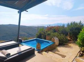 Kalliberry Cycladic hidden gem with outdoor bathtub