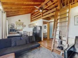 Sunset Point Mountaintop Cabin