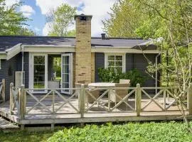 5 person holiday home in Vejby-By Traum