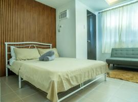 MM Cozy Studio Near Mactan Airport & Beaches, WiFi, hotel a Pajak