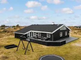 Beautiful Home In Hjørring With Sauna
