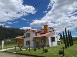 Otavalo House Inn