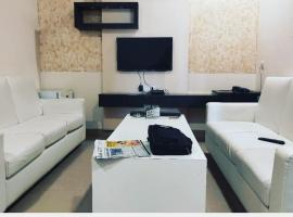 SPOT ON Hotel Siya Grand, отель в городе Горакхпур