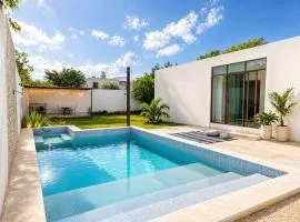 Casa Mayi Private house with pool in Chablekal