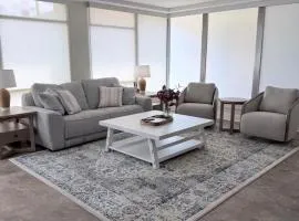 Brand-New Apartment King Bed Free Parking