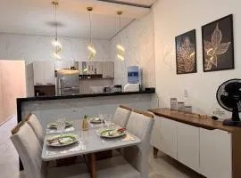 Casa Luxo & Conforto com 4 camas e 2 quartos completa