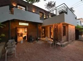 Yonghe Courtyard Hotel
