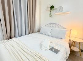 Cozy Escape Calaca, hotel u gradu Calaca