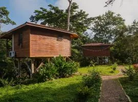 Tohja' Riverside Cabins