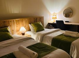 Loving Garden Stayラビングガーデンステイ, hotell i Mima
