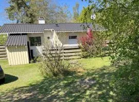 Holiday Charm In Scenic Kulhuse
