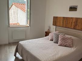 La Tomette - Gîte Eco Responsable - Le charme de l'authentique Climatisé, hotel i Maury