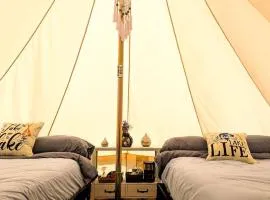 Lakeside Glamping Tent with Kayaks & Spacious Deck in Eutaw Springs, South Carolina
