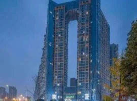 Thank Inn Hotel Sichuan Normal University Chenglong Branch