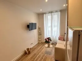 Studio cozy dans le centre ville de Rueil-Malmaison, près de Paris