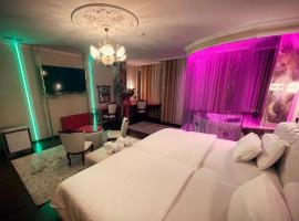 Hotel Rosa Blu, хотел в Тирана