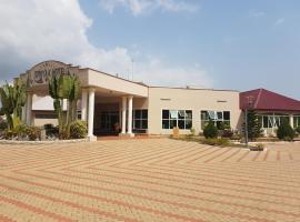 Smayak Hotel, hotel v destinaci Ajumako