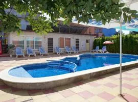 Peshev Family Hotel Nesebar
