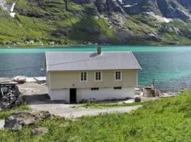 Skjellfjord cabin