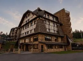 Grey Family Hotel
