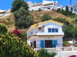 Casa Leo holiday villa