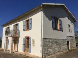 Les Blancs - Maison de maître entourée de vignes