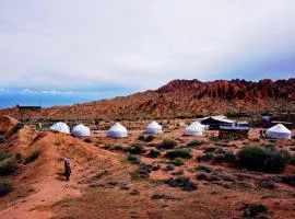MARS in Kyzyl Bulak Yurt Camp