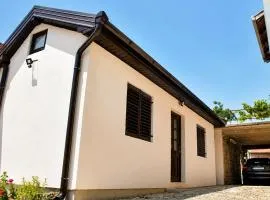 Balkan House