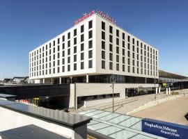 Viesnīca MÖVENPICK Hotel Stuttgart Messe & Congress Štutgartē