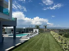 Maria Luxury Villa