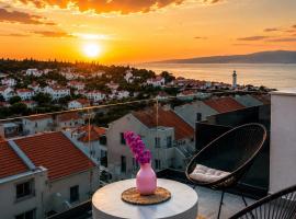 Modern Sunset Sea View Apartment with Large Terrace - Immortelle، فندق في سوتيفان