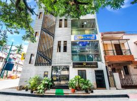 Viesnīca FabHotel Corporate Crown - Nr Jyoti Nivas University Bengalūru