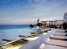 SLS Cancun