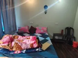 Utsav Guest House Tosh