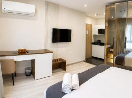 Stay Inn 51 Hotel, hotelli kohteessa Sheikh Zayed