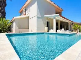 La Costa Rooms