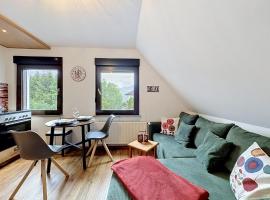 Apartment Eifelhome Two nahe Nürburgring by Interhome, hotel di Fuchshofen