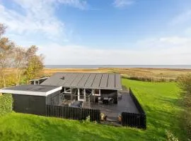 Holiday Home Gisa - from the sea by Interhome