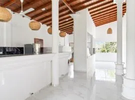 Mihira Gedara Apartments