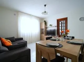 Apartamento con parking frente a la Playa de Rodeira