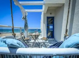Authentic Beachfront Apartment