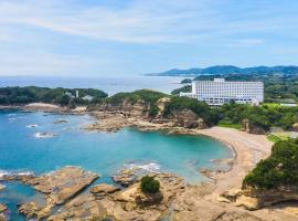 Grand Mercure Wakayama Minabe Resort & Spa，南部町的飯店