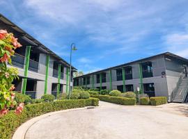 Ibis Darwin Airport Hotel، فندق في داروين