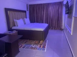 Savannah Suites and Apartments