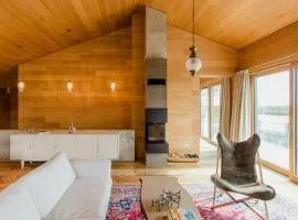 Two Design Apartments In Riverside Architect House