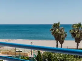 Sabinillas Promenade Beachfront Apartment