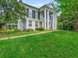 The Montgomery B&B, hotelli kohteessa Starkville