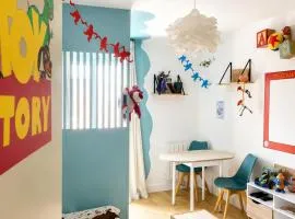 Insolite - Inspiration Toy Story - Centre à pied - 4 personnes