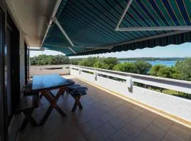 Apartment Lakefront in Punat-Insel Krk 58002